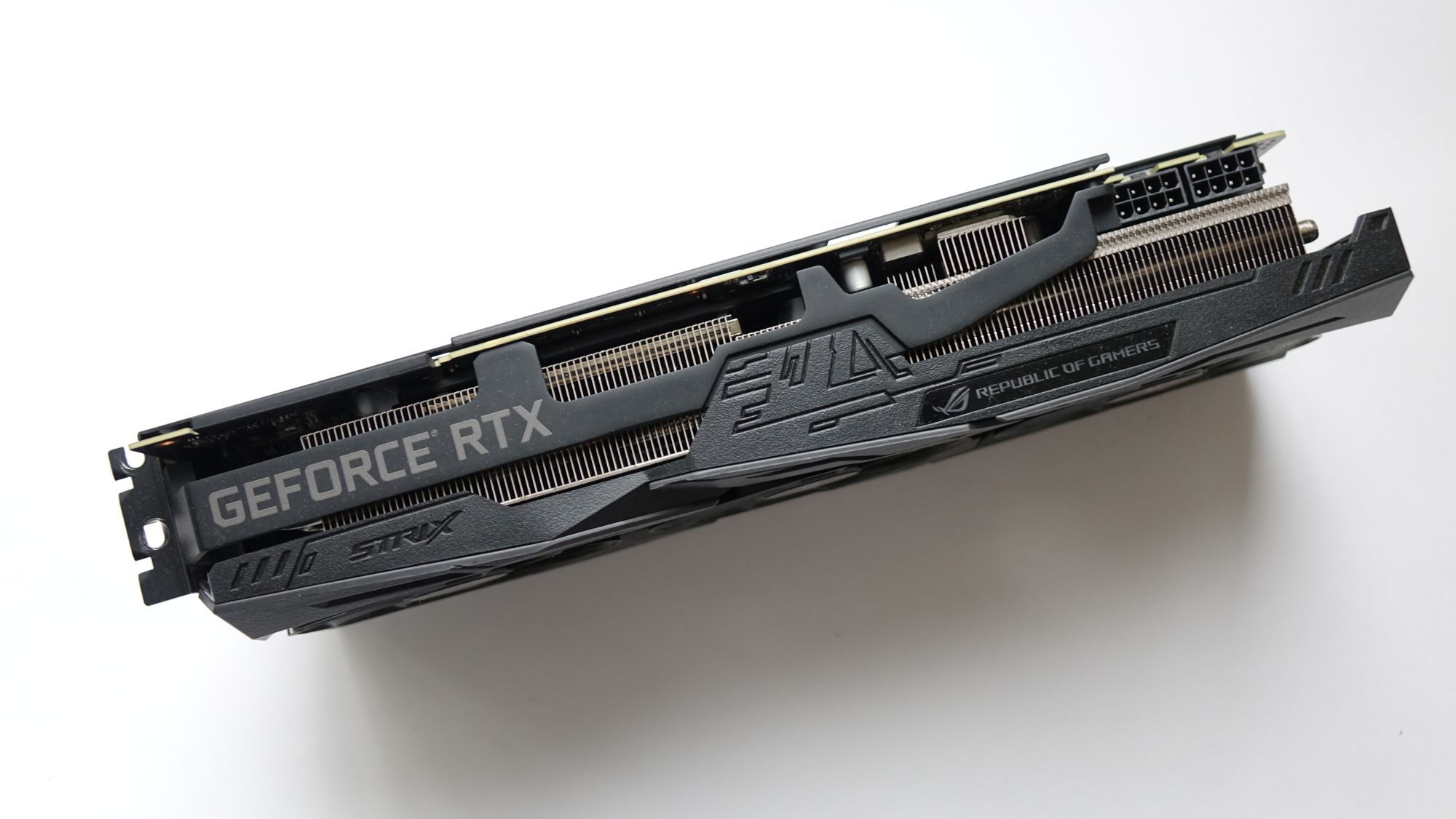 ASUS ROG Strix GeForce RTX 2080 радиатор