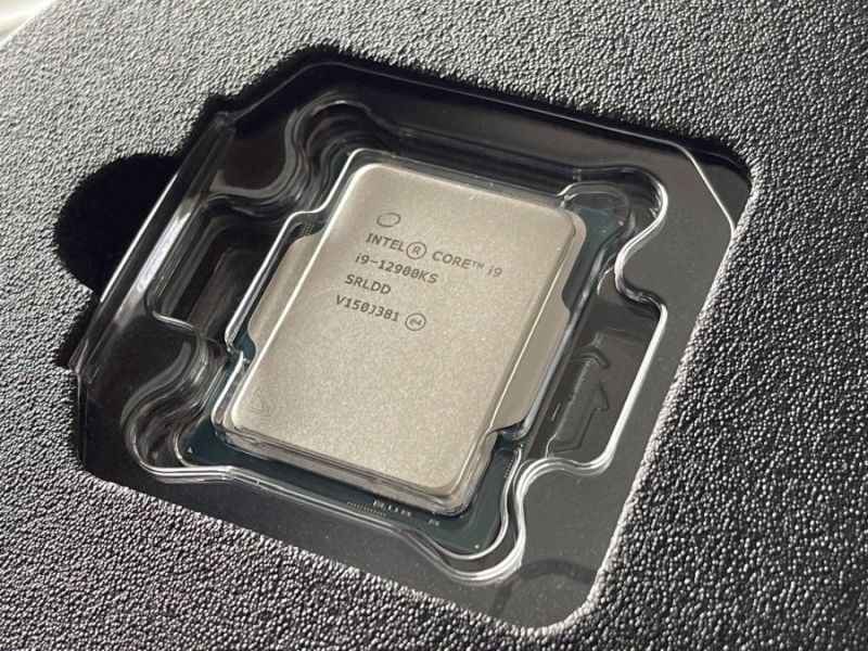 Intel-Core-i9-12900KS-5.5-GHz-CPU-Packaging-_1