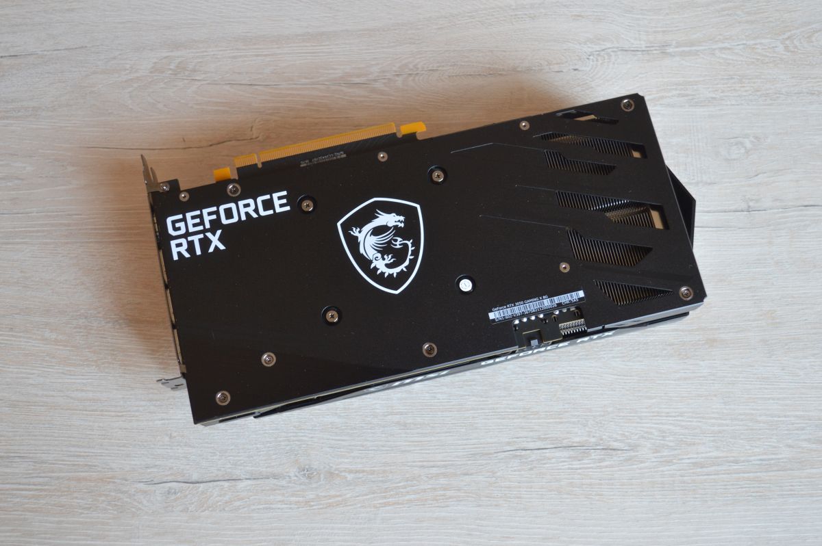 MSI GeForce RTX 3050 Gaming X 8G сзади