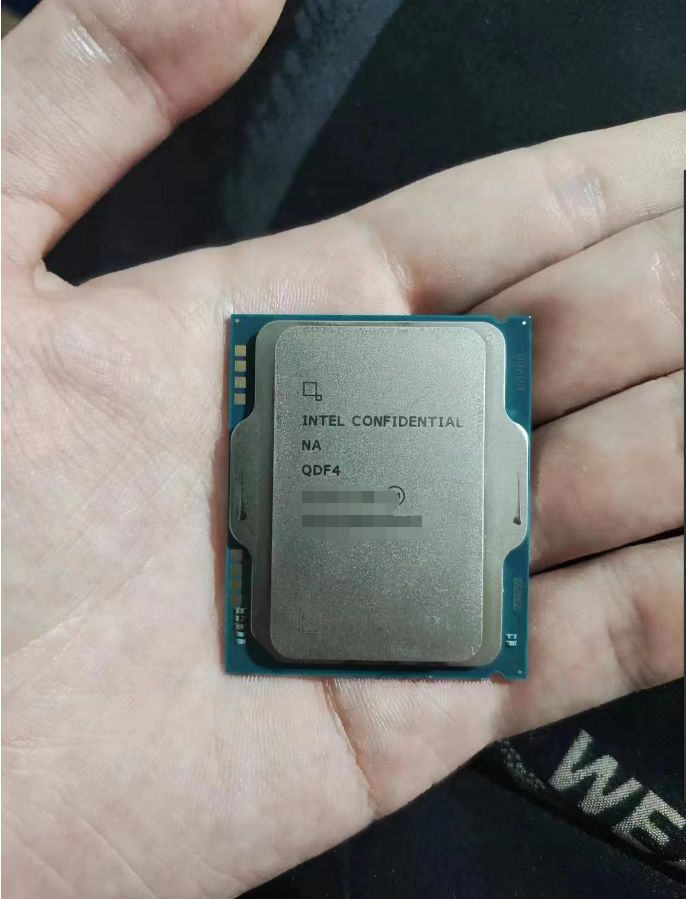 Intel-Meteor-Lake-S-LGA-1851-Desktop-CPU