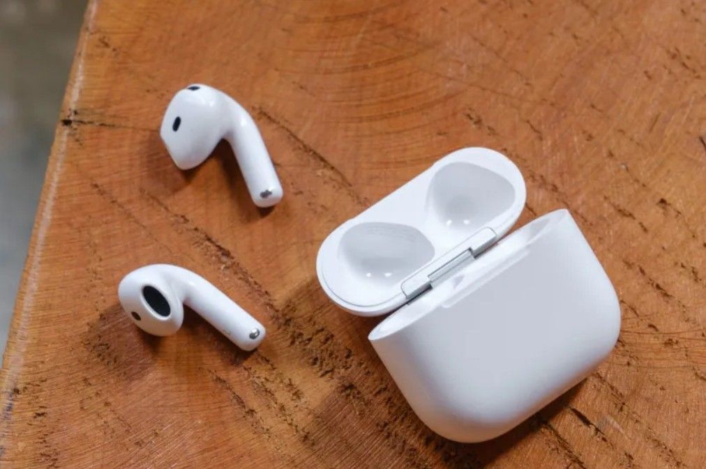 Apple AirPods