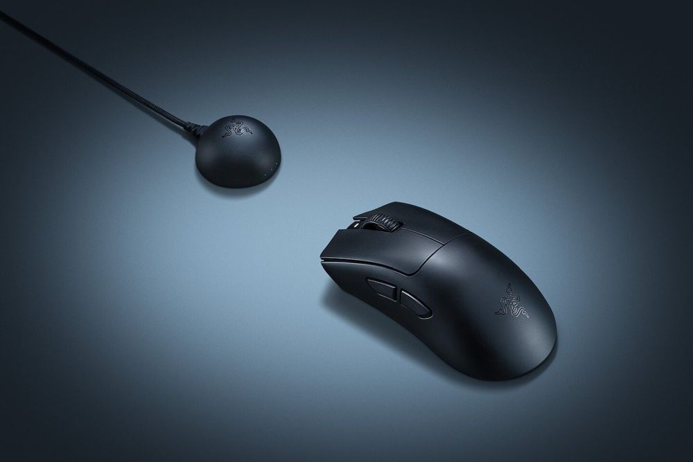 DeathAdder V4 Pro от Razer