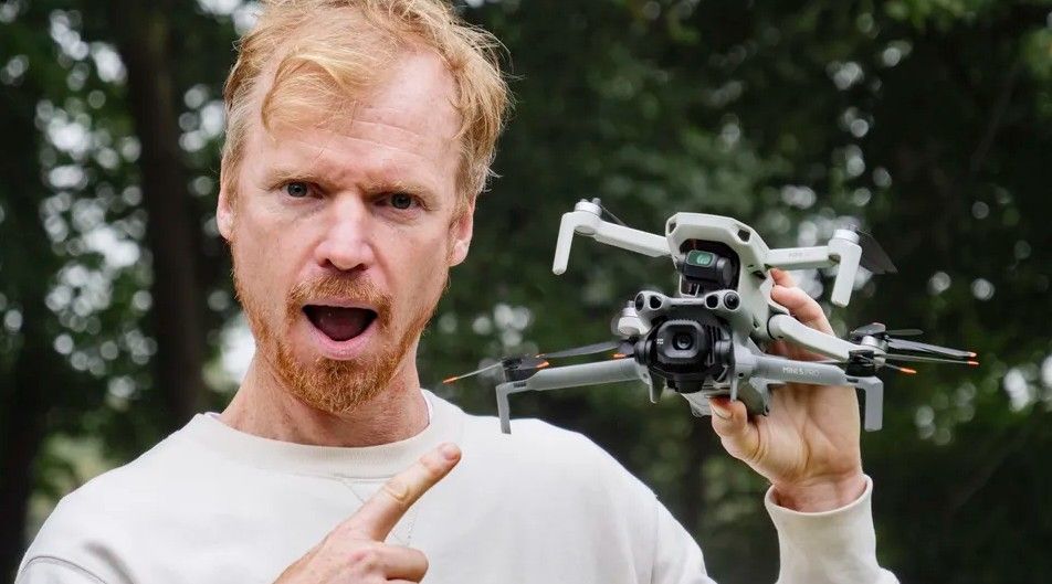 DJI